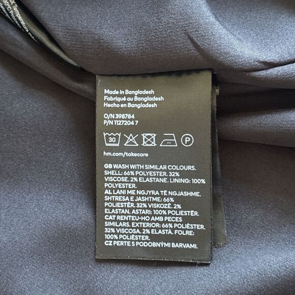 NWT H&M Women’s Black Single Button Long Blazer Size Small - Picture 8 of 9